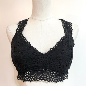 AERIE Black Lace Racerback Bralette. Size M